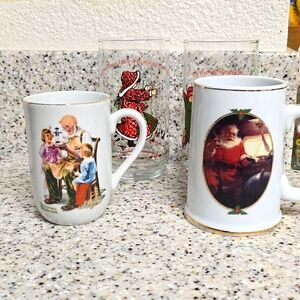 Christmas cups/mugs